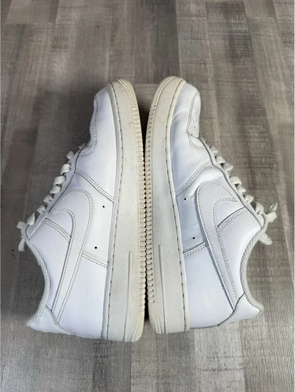 Nike Air Force 1 07 Triple White Sneakers Men's Size 8.5 Leather CW2288-111